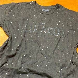 LuLaRoe graphic tee